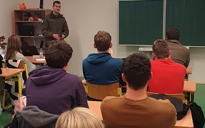Security and Defense in Cyberspace: Lecture